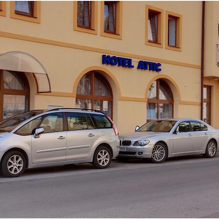 Attic Hotel Praga Exterior foto